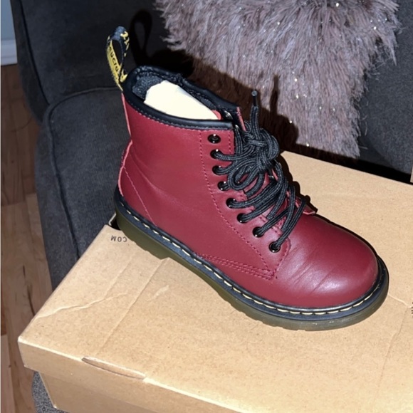 Doc Martens - Picture 1 of 1